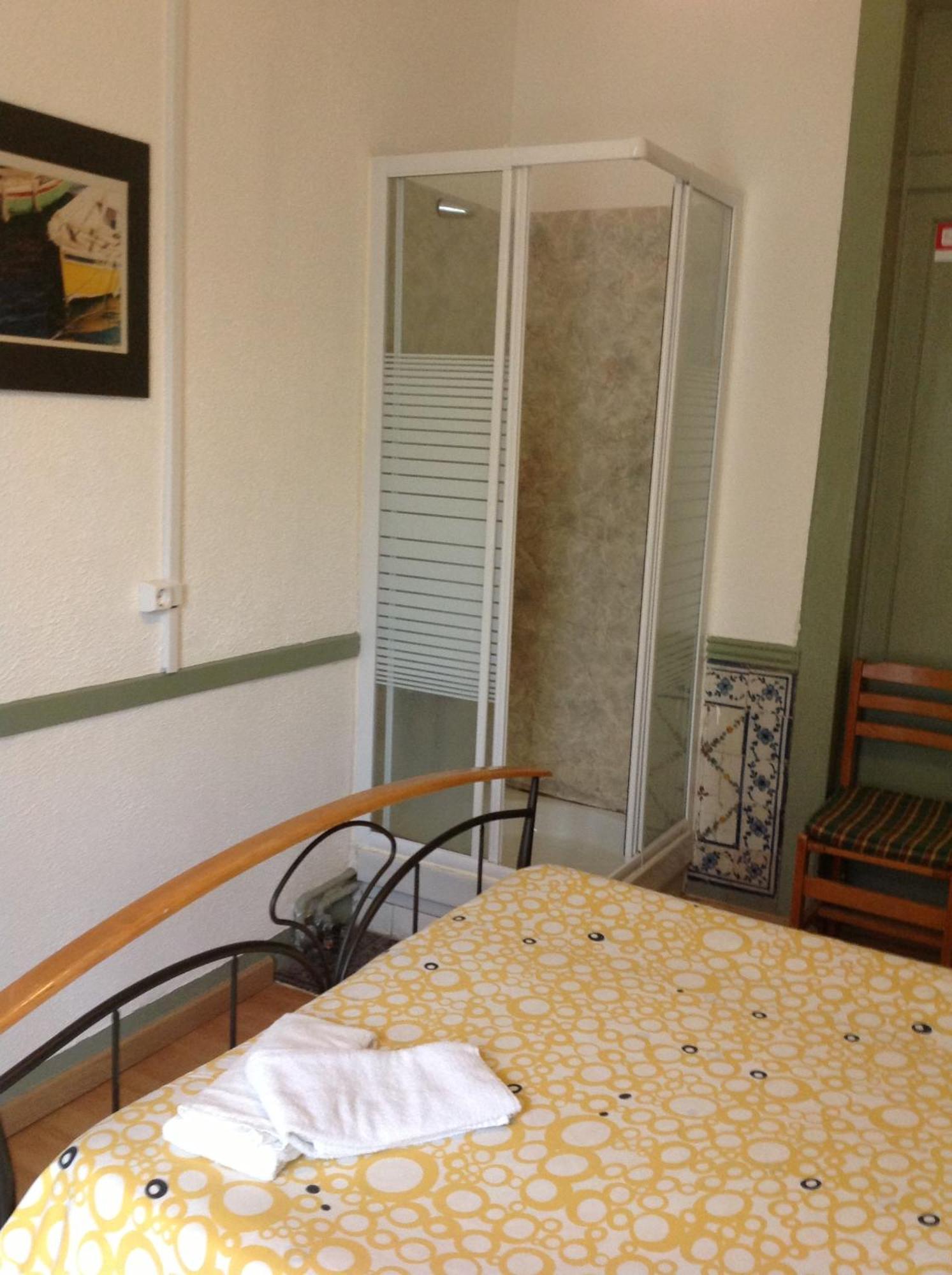 New Aljubarrota Guest House Lisboa Rum bild