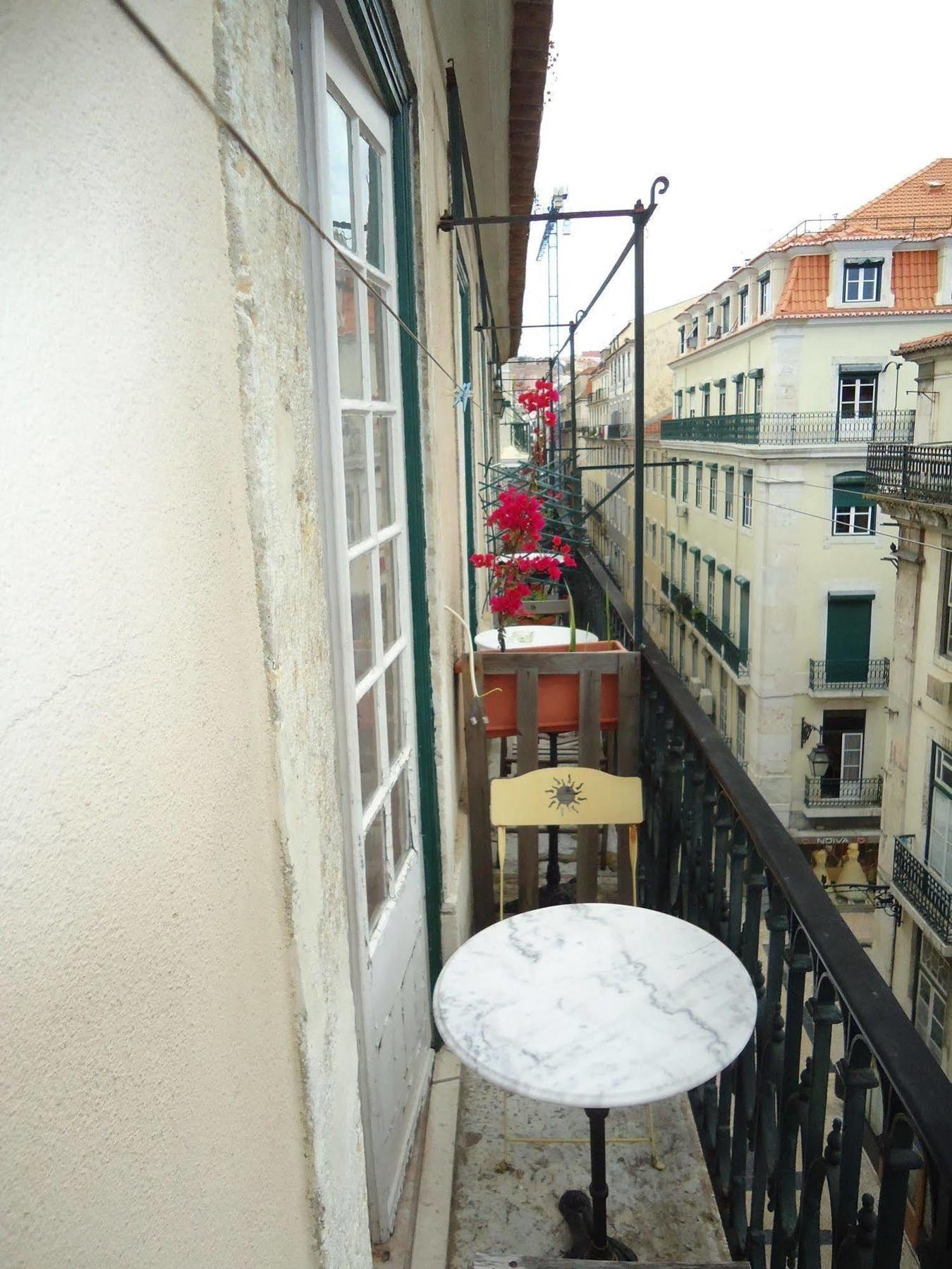 New Aljubarrota Guest House Lisboa Exteriör bild