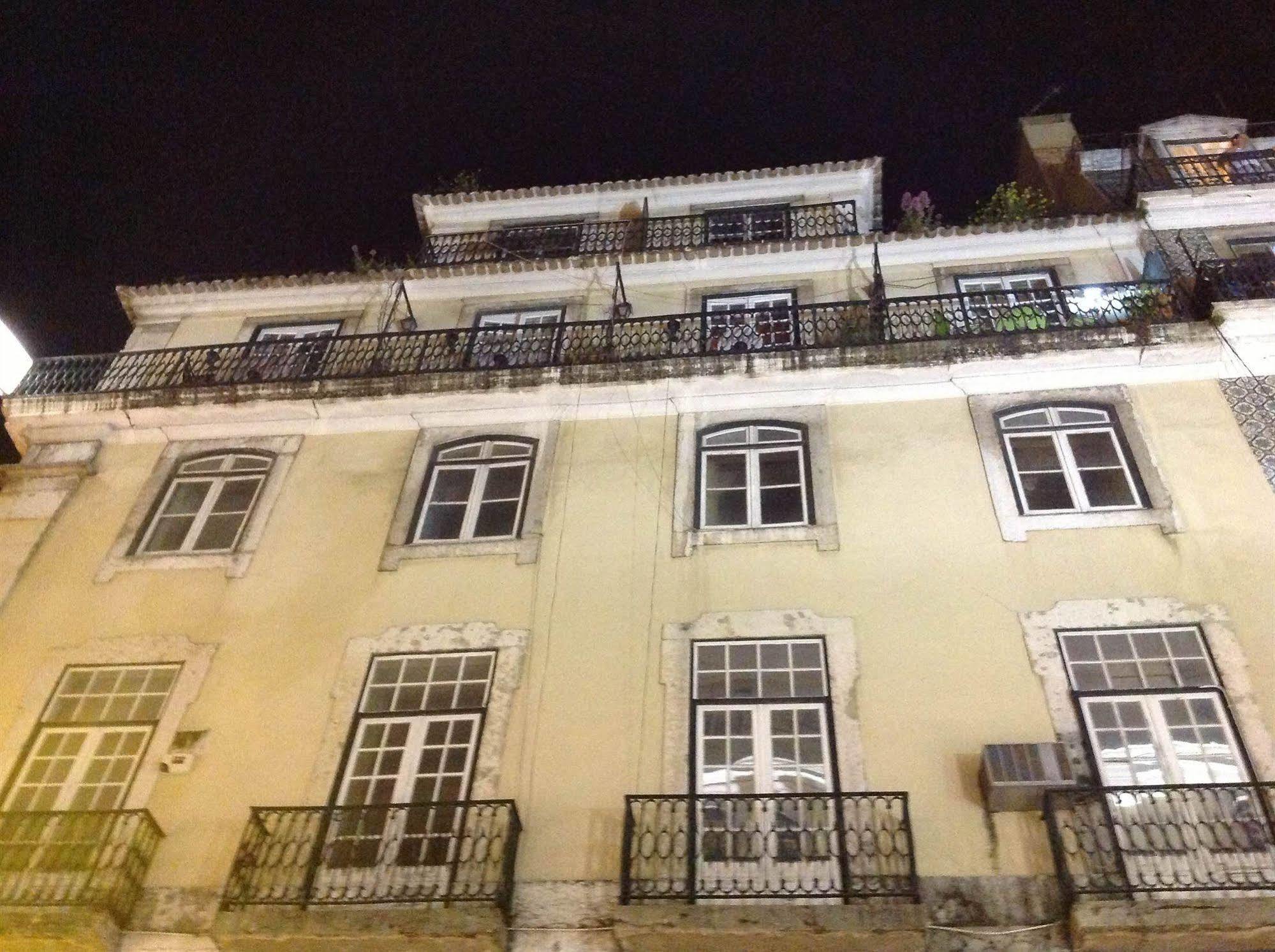 New Aljubarrota Guest House Lisboa Exteriör bild